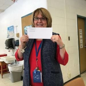 Meet your Posher, Adela